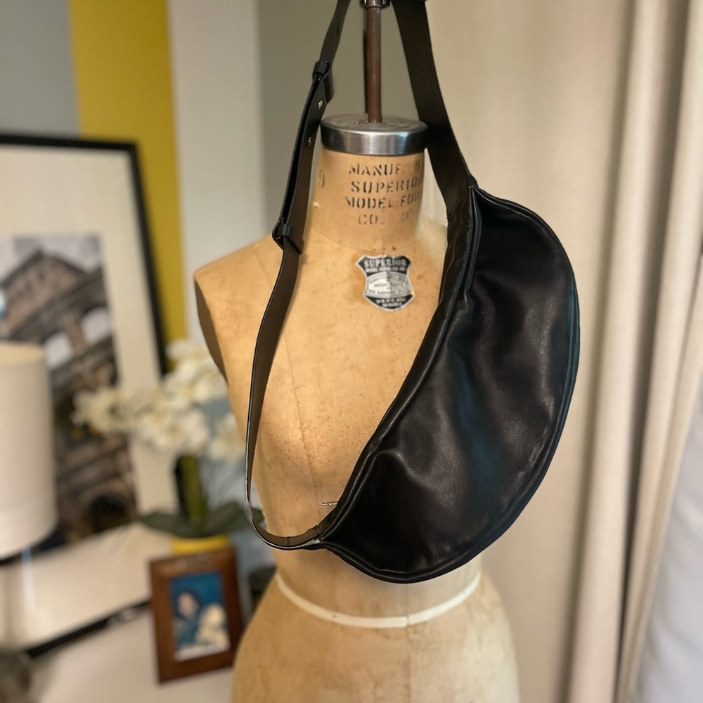 COD Black Leather Sling Bag